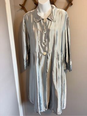 Amar Vintage 100 Silk Overcoat Jacket Silver Metallic L